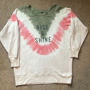 Comfortable Aerie sweatshirt/ sleep shirt “ rise and shine”